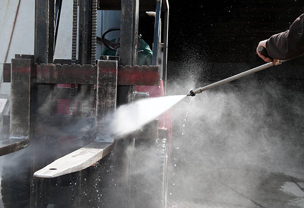 Pressure Washing Contractors in Riverside, CT